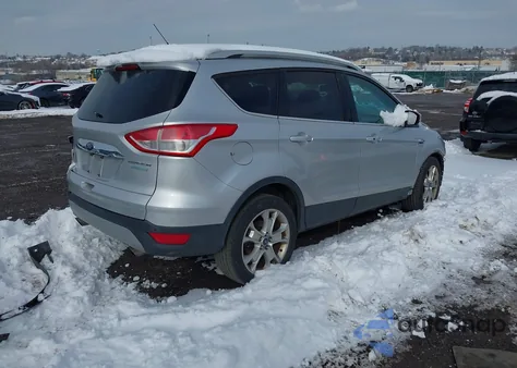 2015 Ford Escape Titanium из США, поврежденный, VIN 1FMCU0J93FUC39554